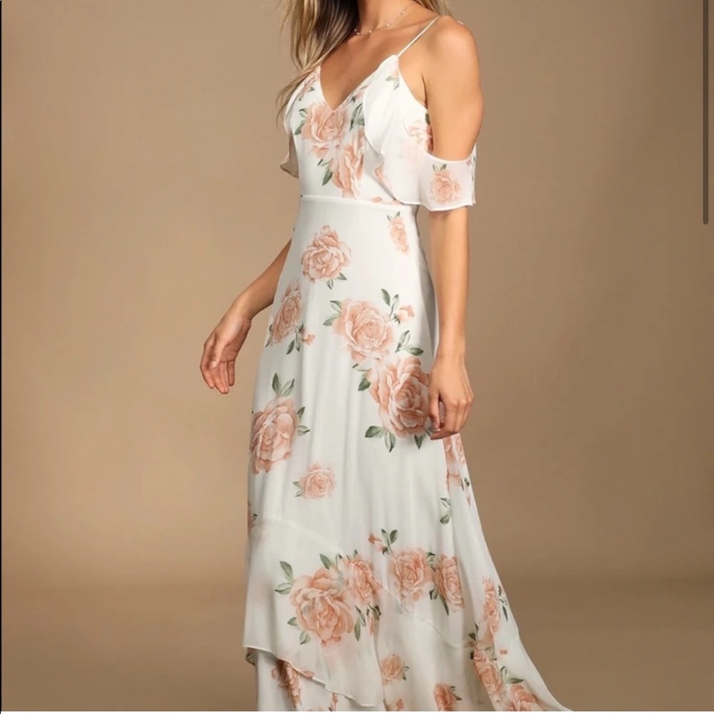 NWT Lulus Take You There Ivory Floral Maxi Dress